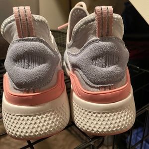 Palladium sneakers size 9 women’s